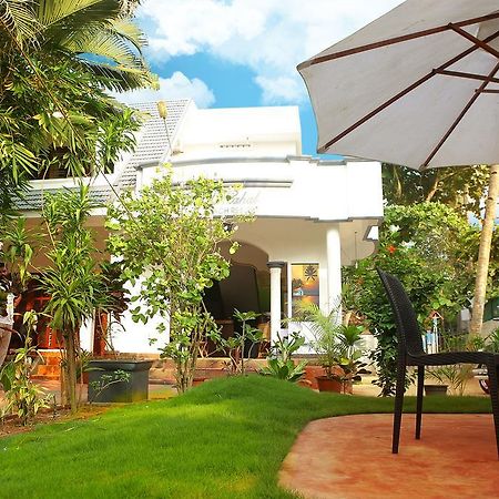 Dolphin Bay Hotel Varkala Luaran gambar