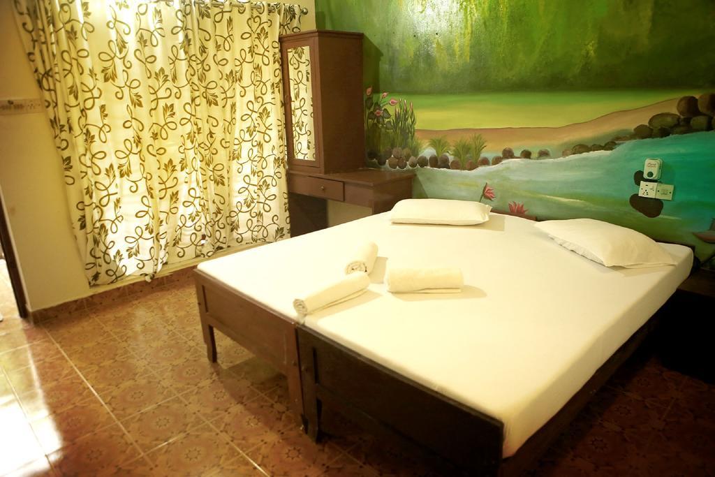 Dolphin Bay Hotel Varkala Luaran gambar